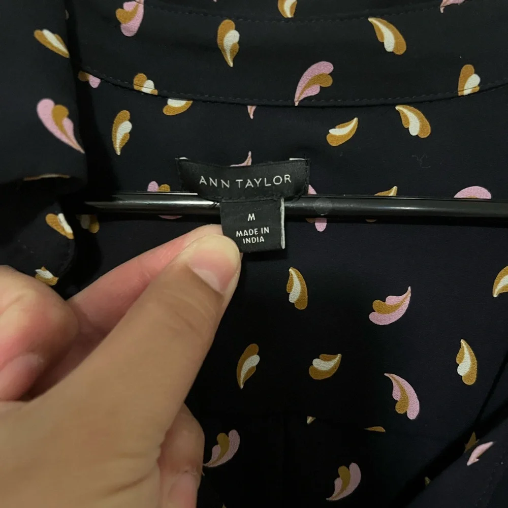 Ann Taylor Navy Blouse - Picture 2 of 4